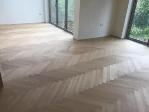 Heller Eichenboden im Wohnbereich