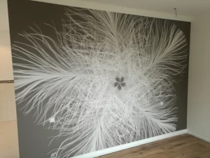 Fototapete mit abstraktem Blüten-Design in Grau und Weiß