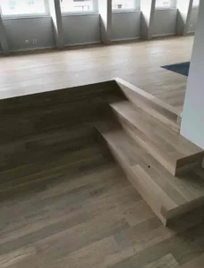 Treppentritte mit modernen Übergängen